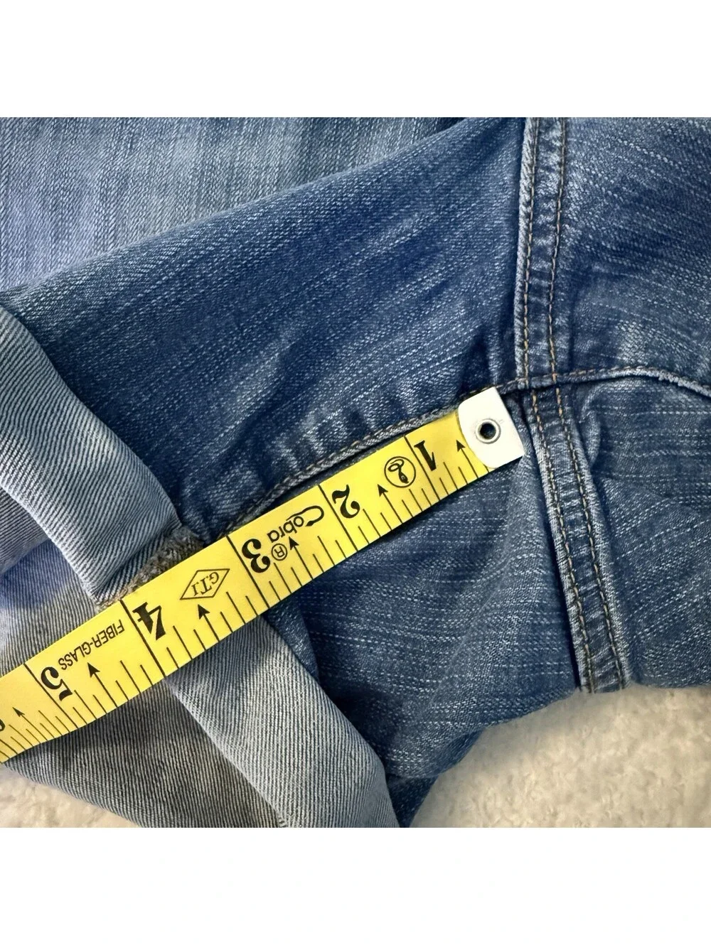Torrid Mid Rise Mid Short Size 24 Vintage Stretch Denim Cuffed Jean Shorts